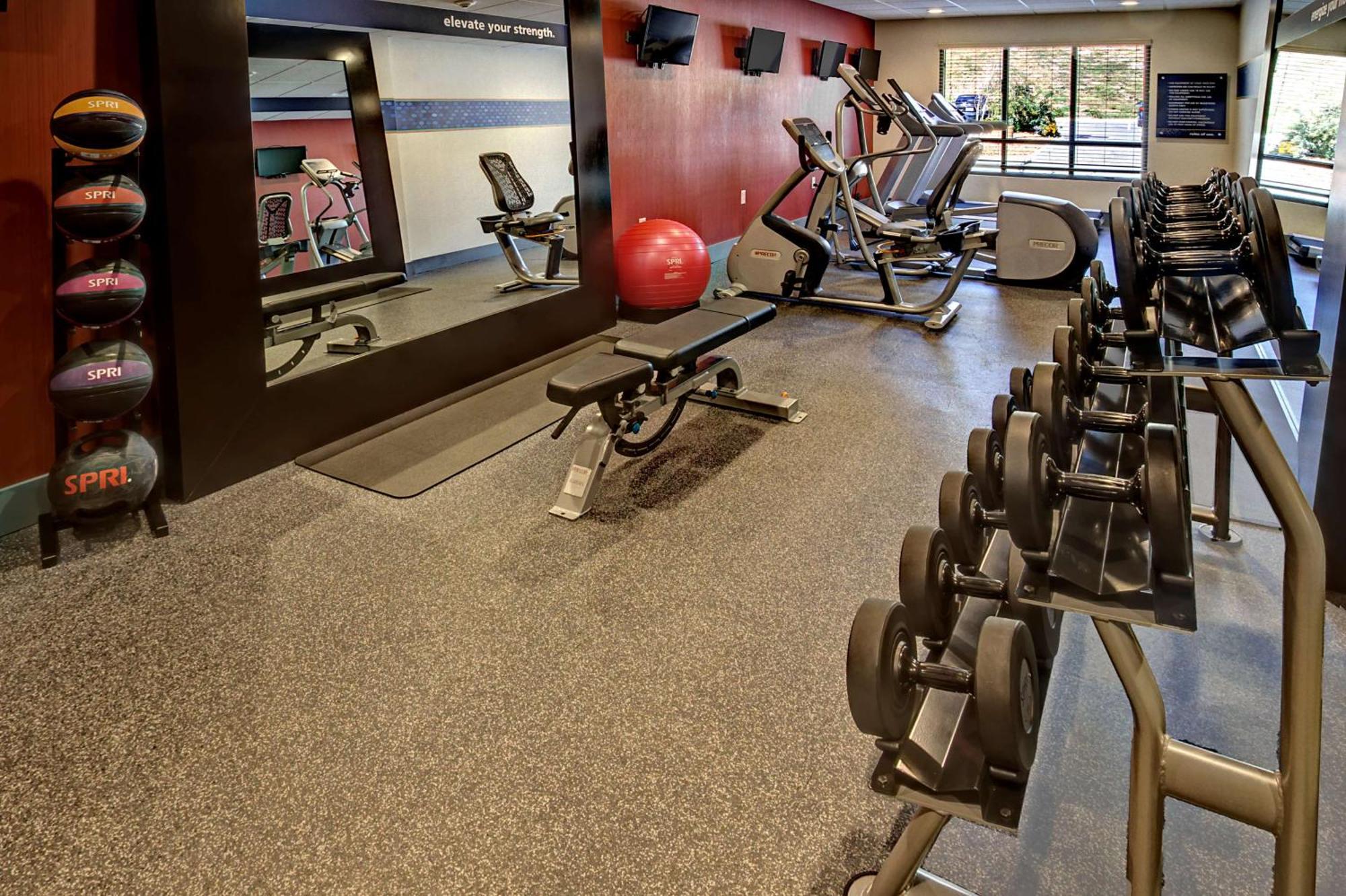 Hampton Inn Cookeville Bagian luar foto